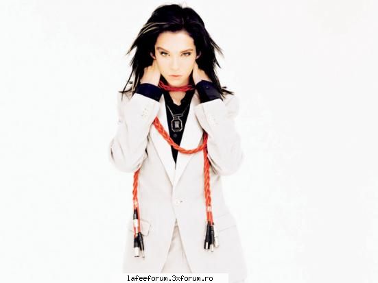 Photos with everything - A New Photo With Bill Kaulitz - Photo Gallery
